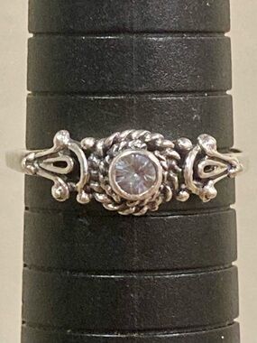 Sterling Silver Ring - 925 TM - Rope Bezel - Clear Stone - Size 9.25